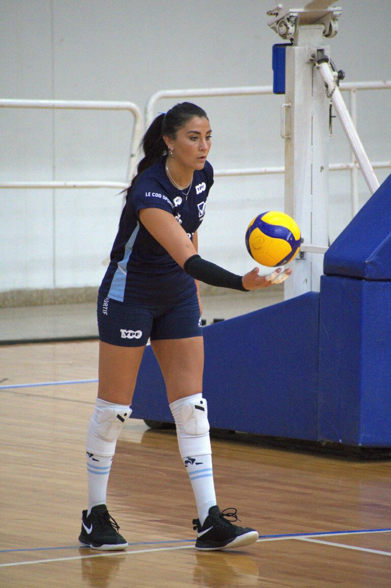 Paula Yamila Nizetich: Atlet Voli Cantik dan Tangguh dari Argentina