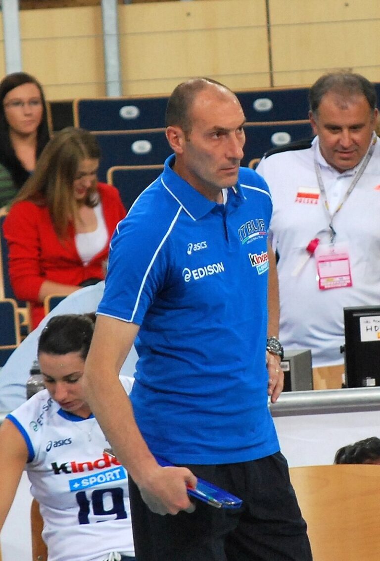 Marco Bracci: Profil Atlet Voli Italia yang Berprestasi