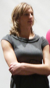 Christa Harmotto: Profil Atlet Voli Amerika Serikat