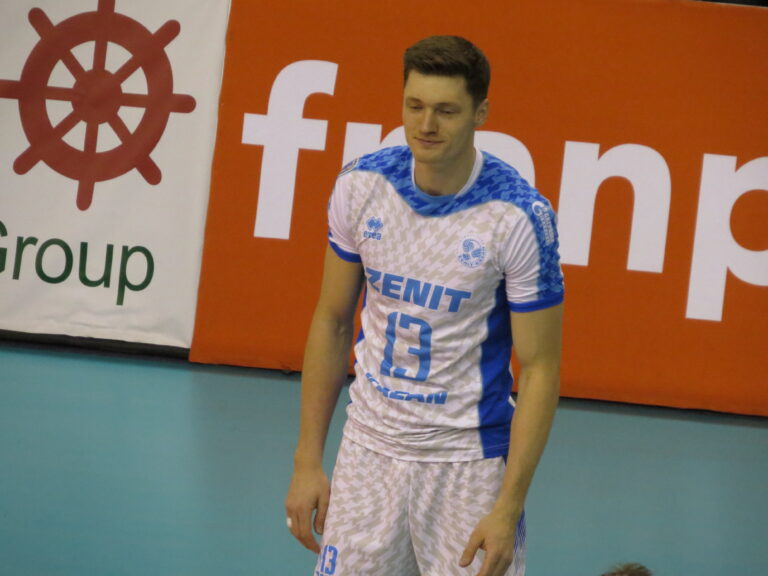 Profil Atlet Voli Igor Kobzar: Prestasi dan Karirnya